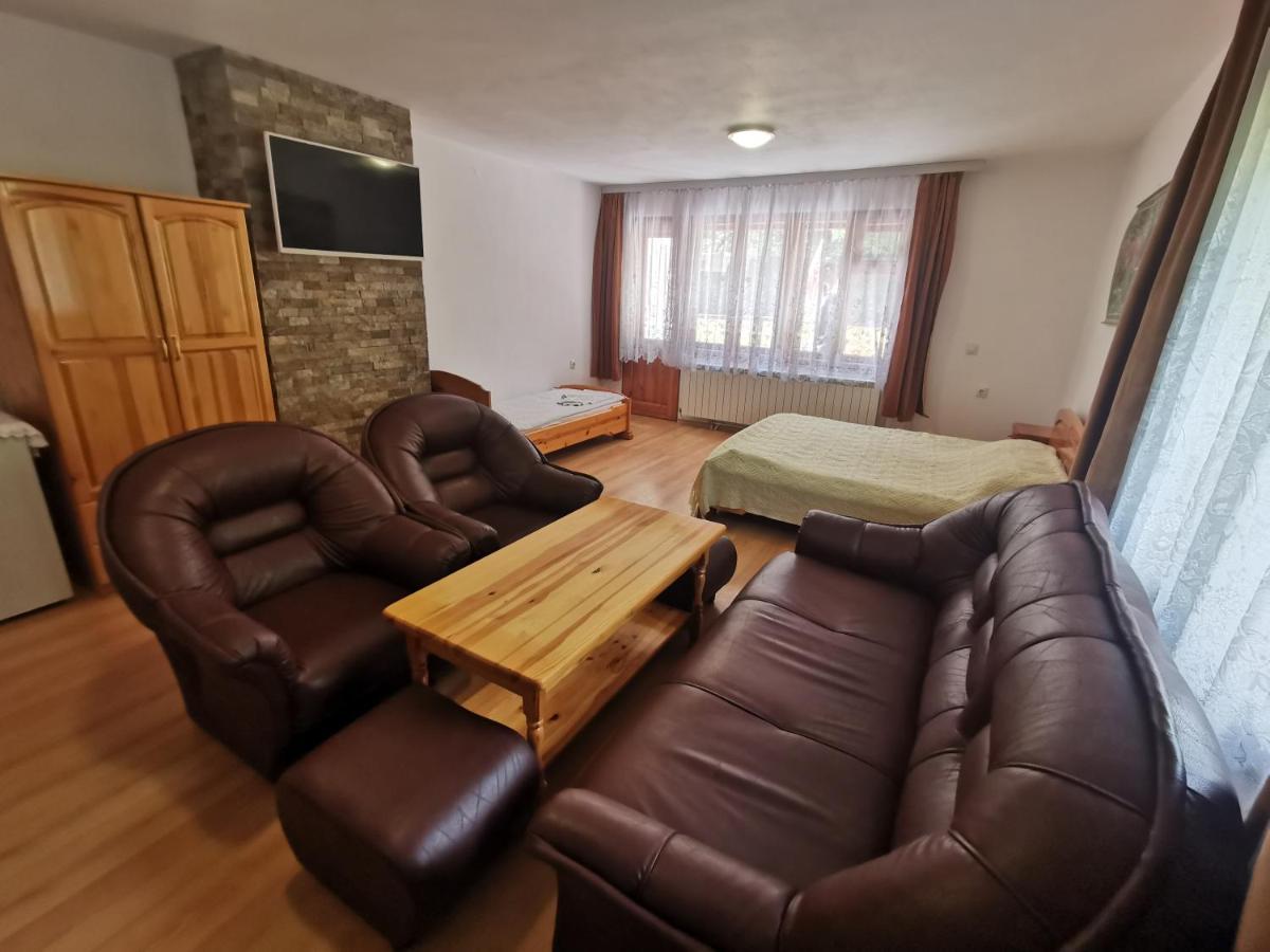 Къща За Гости "Марина Ливада" Velingrad Exterior foto